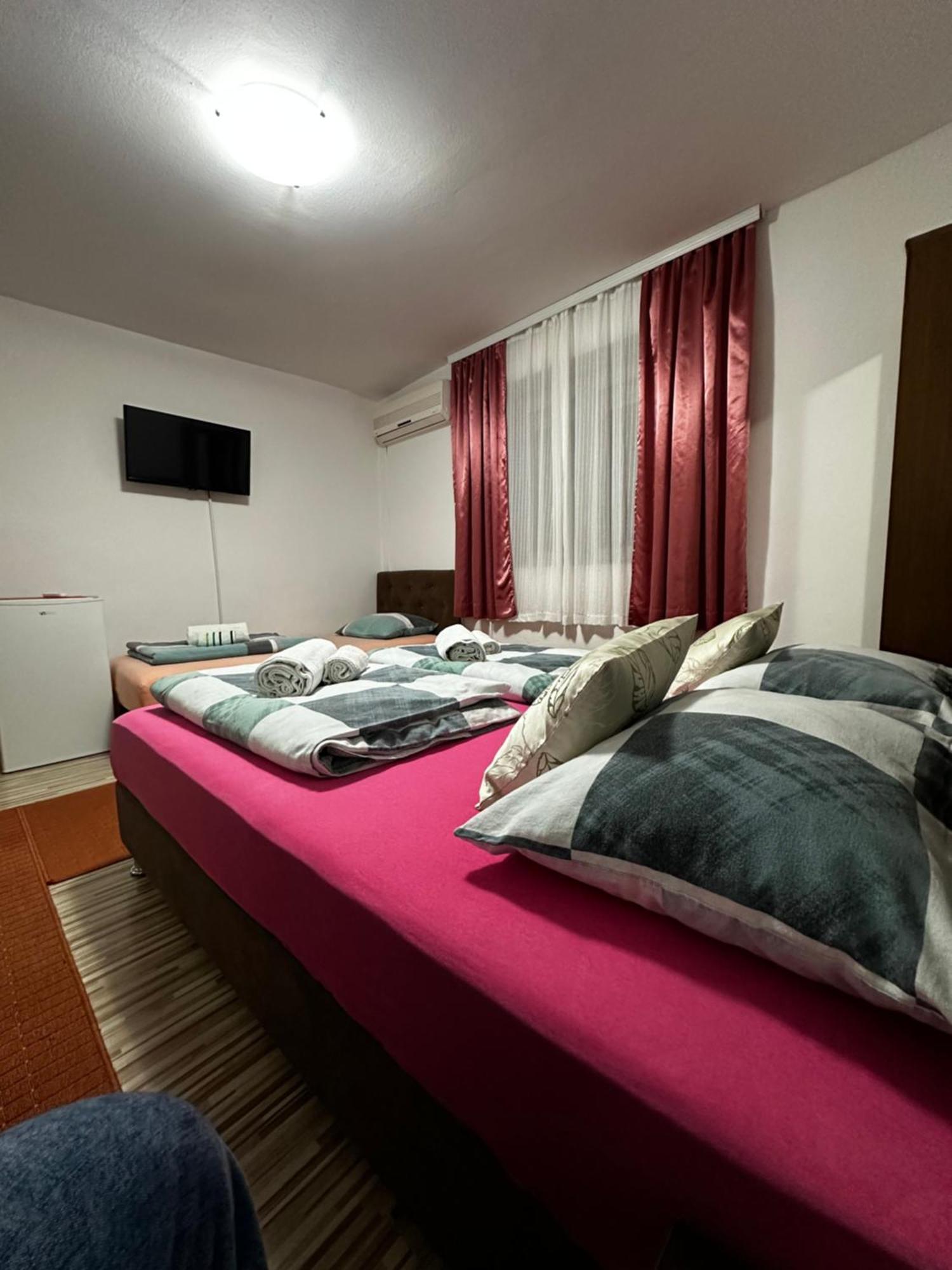 Guest House Nana 모스타르 외부 사진