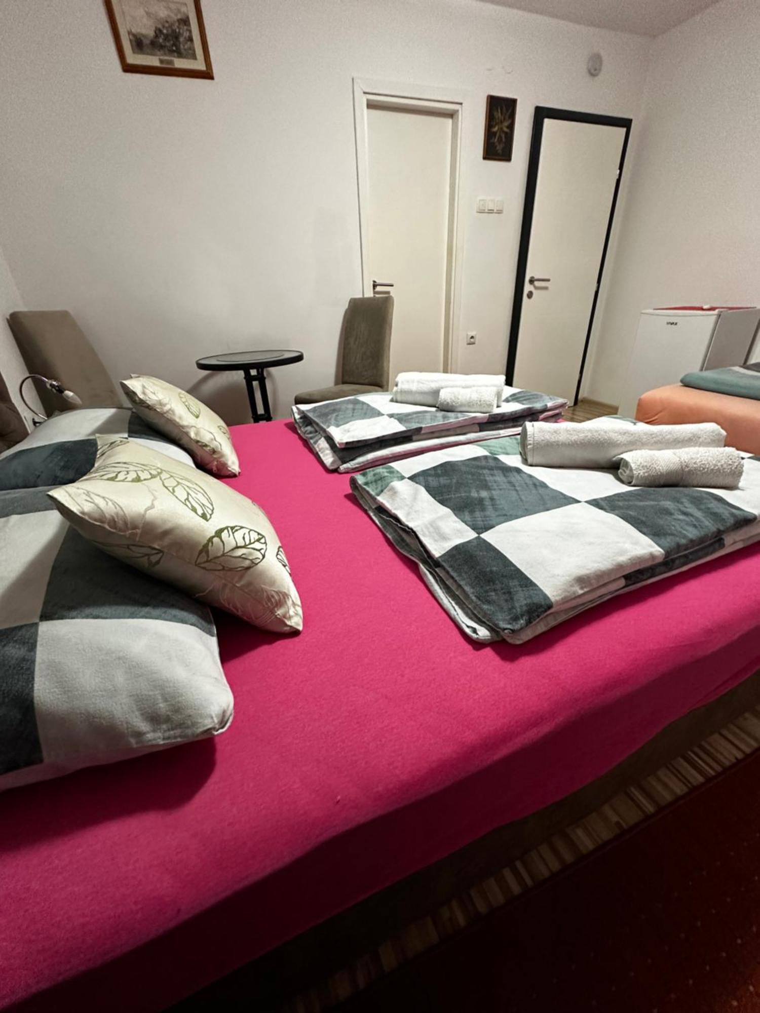 Guest House Nana 모스타르 외부 사진
